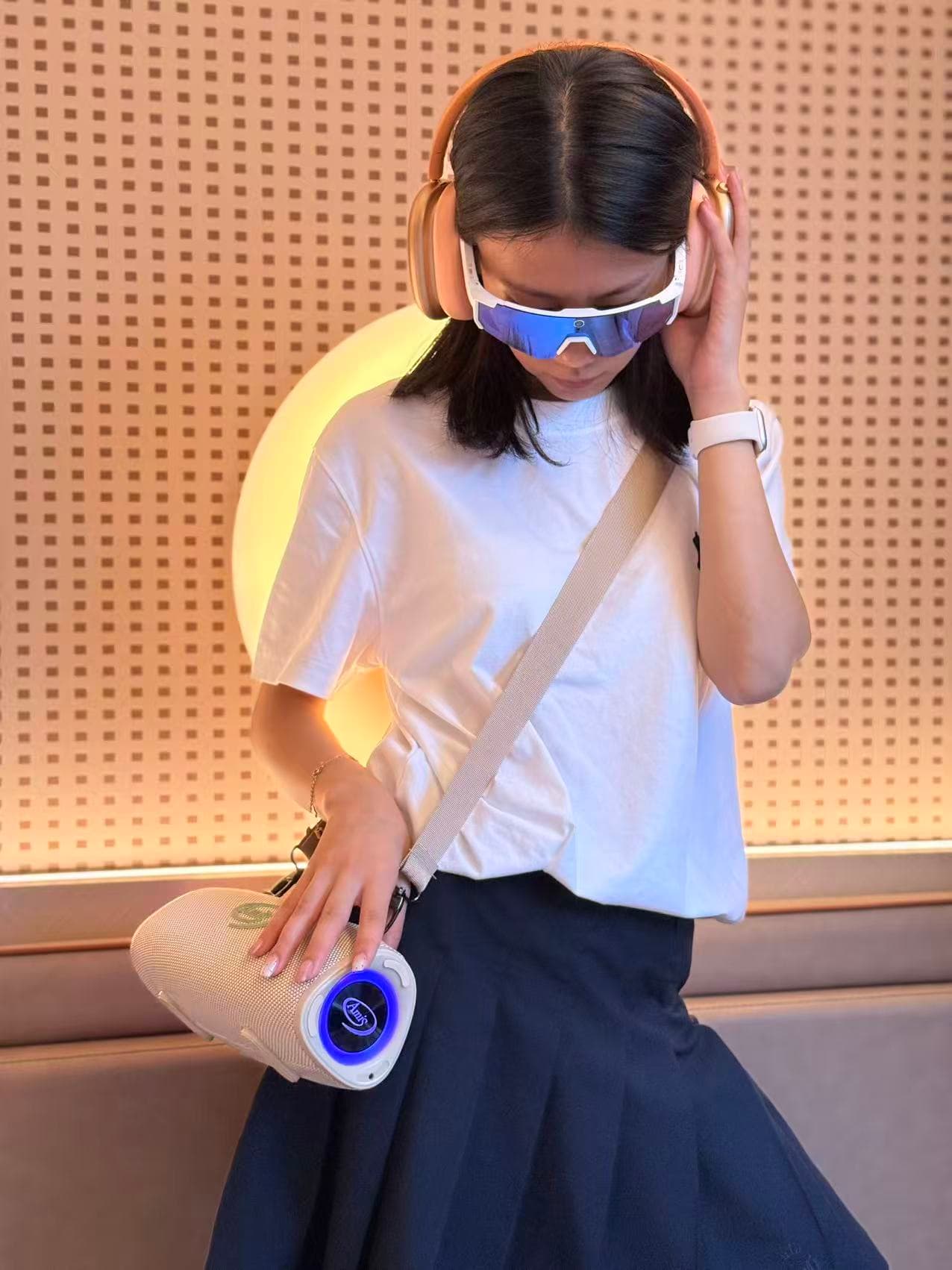 Speaker